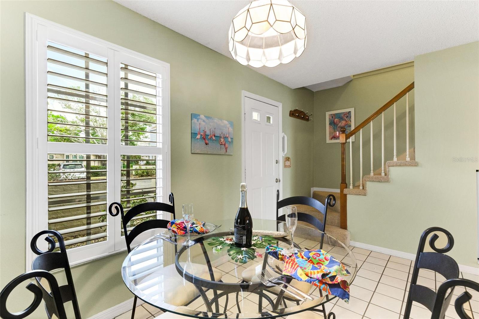 SUTTON PLACE - Residential