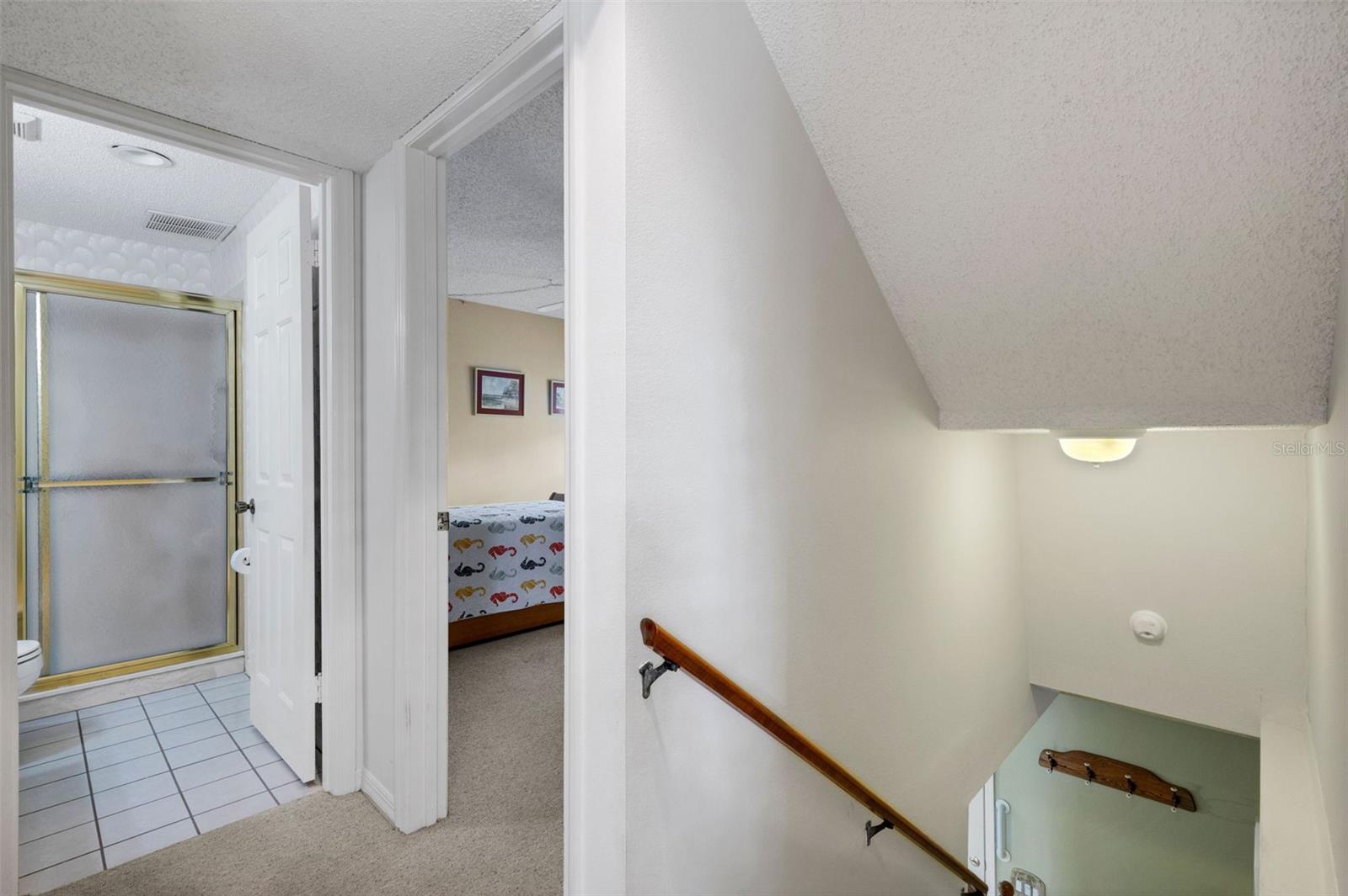 SUTTON PLACE - Residential