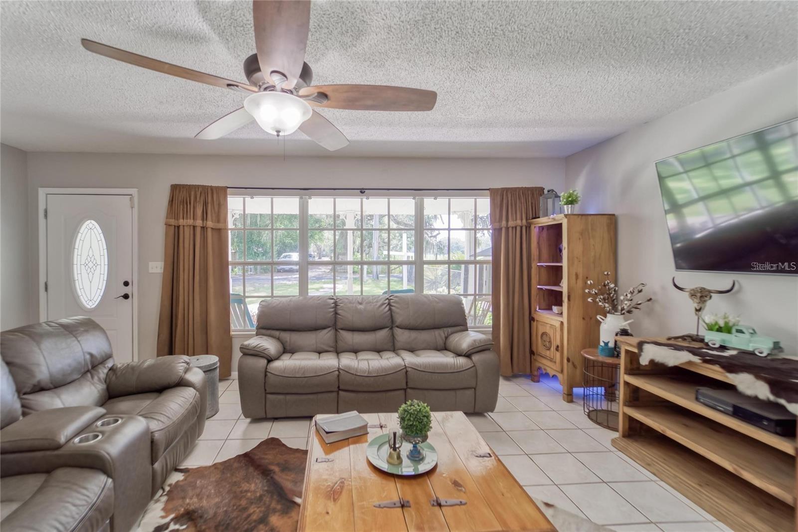 2708 DE MONTMOLLIN ROAD