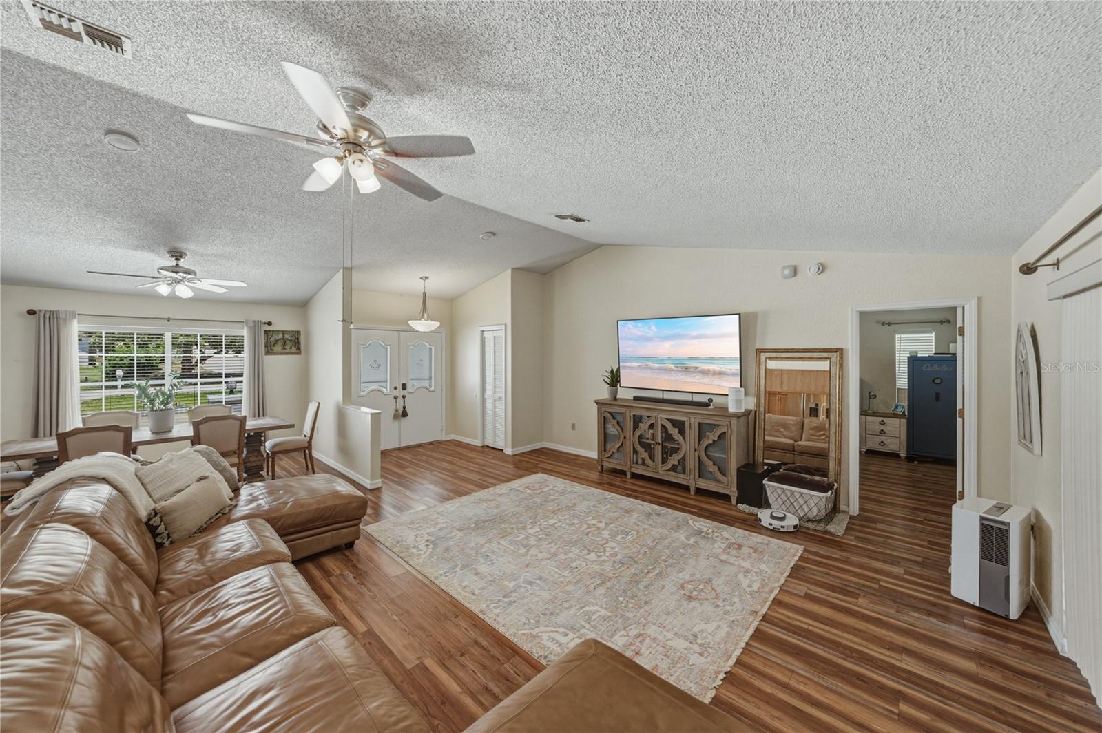 THE HEATHER PHASE VI - Residential