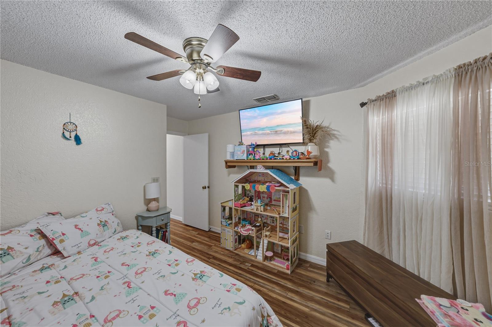 THE HEATHER PHASE VI - Residential