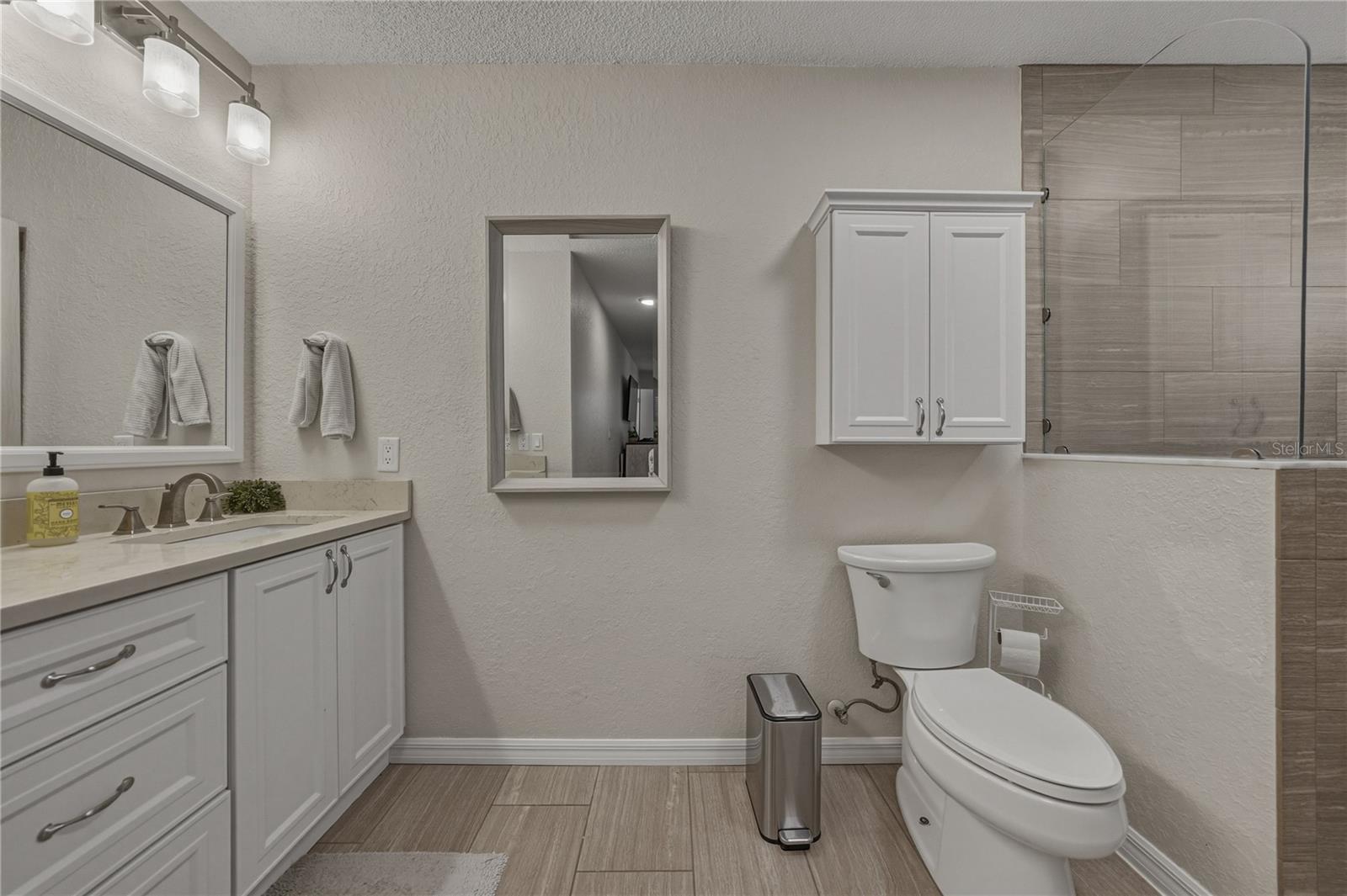 THE HEATHER PHASE VI - Residential