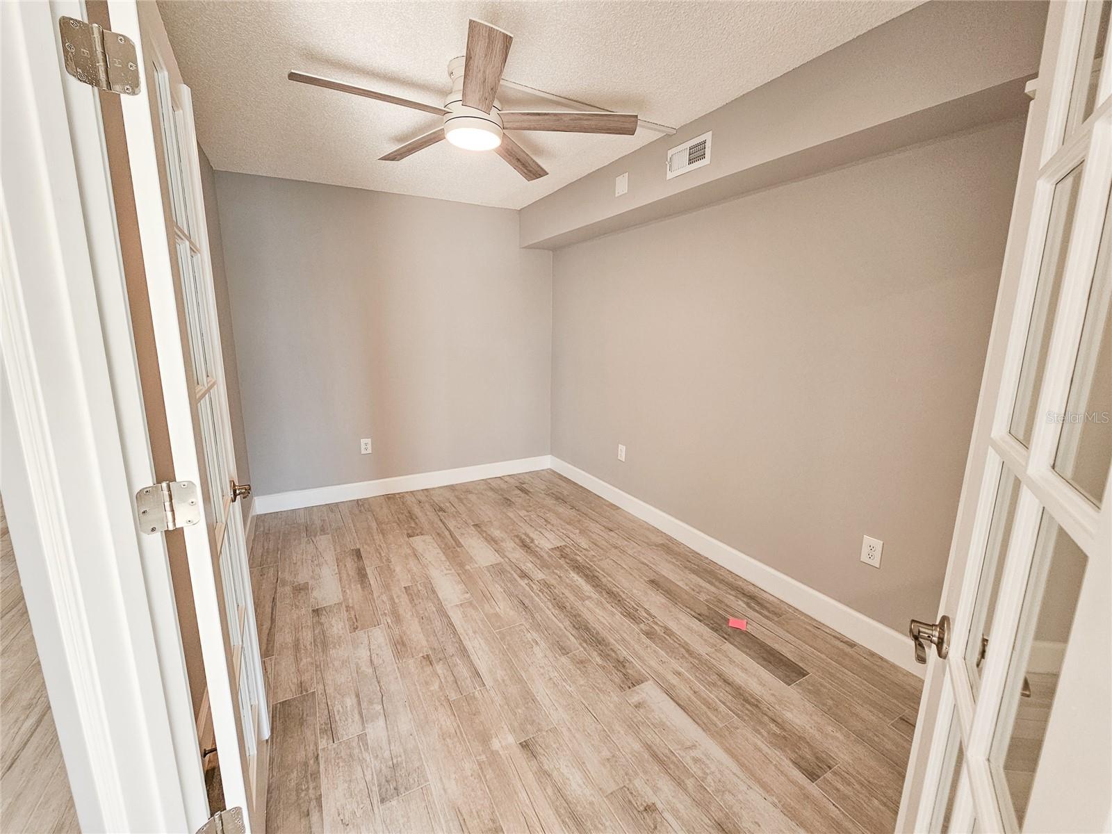 TOWN SHORES OF GULFPORT - Residential Lease