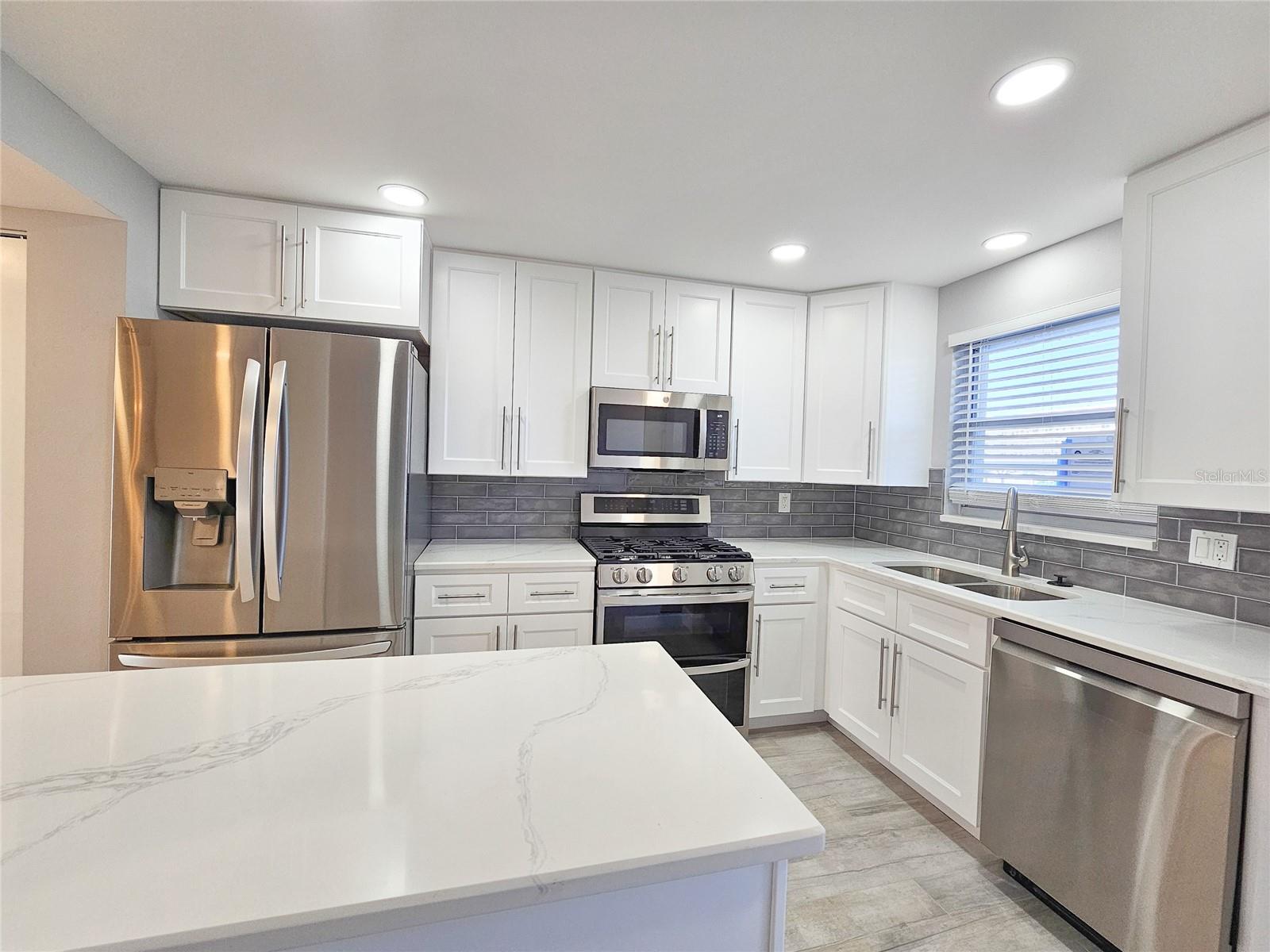 TOWN SHORES OF GULFPORT - Residential Lease