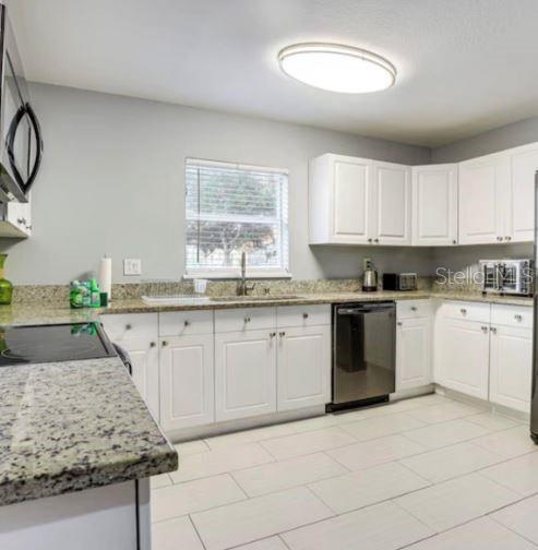 2704 CLUB CORTILE CIRCLE