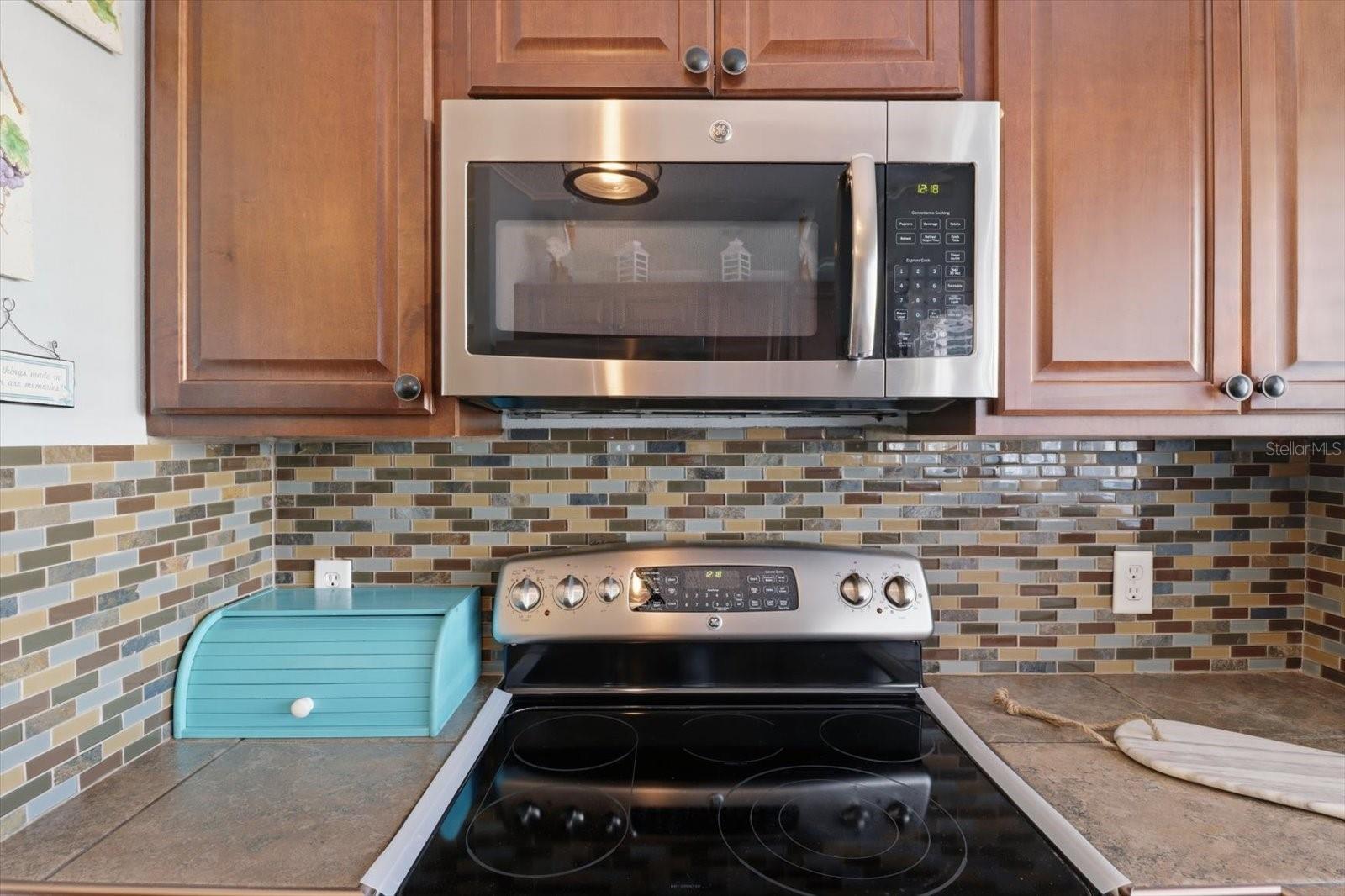 RIVERVIEW MOBILE ESTATES UNREC SUB - Residential