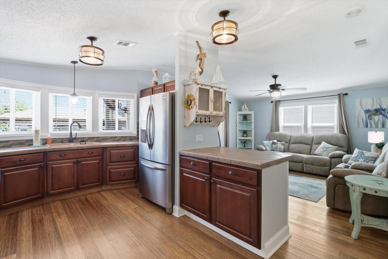 RIVERVIEW MOBILE ESTATES UNREC SUB - Residential