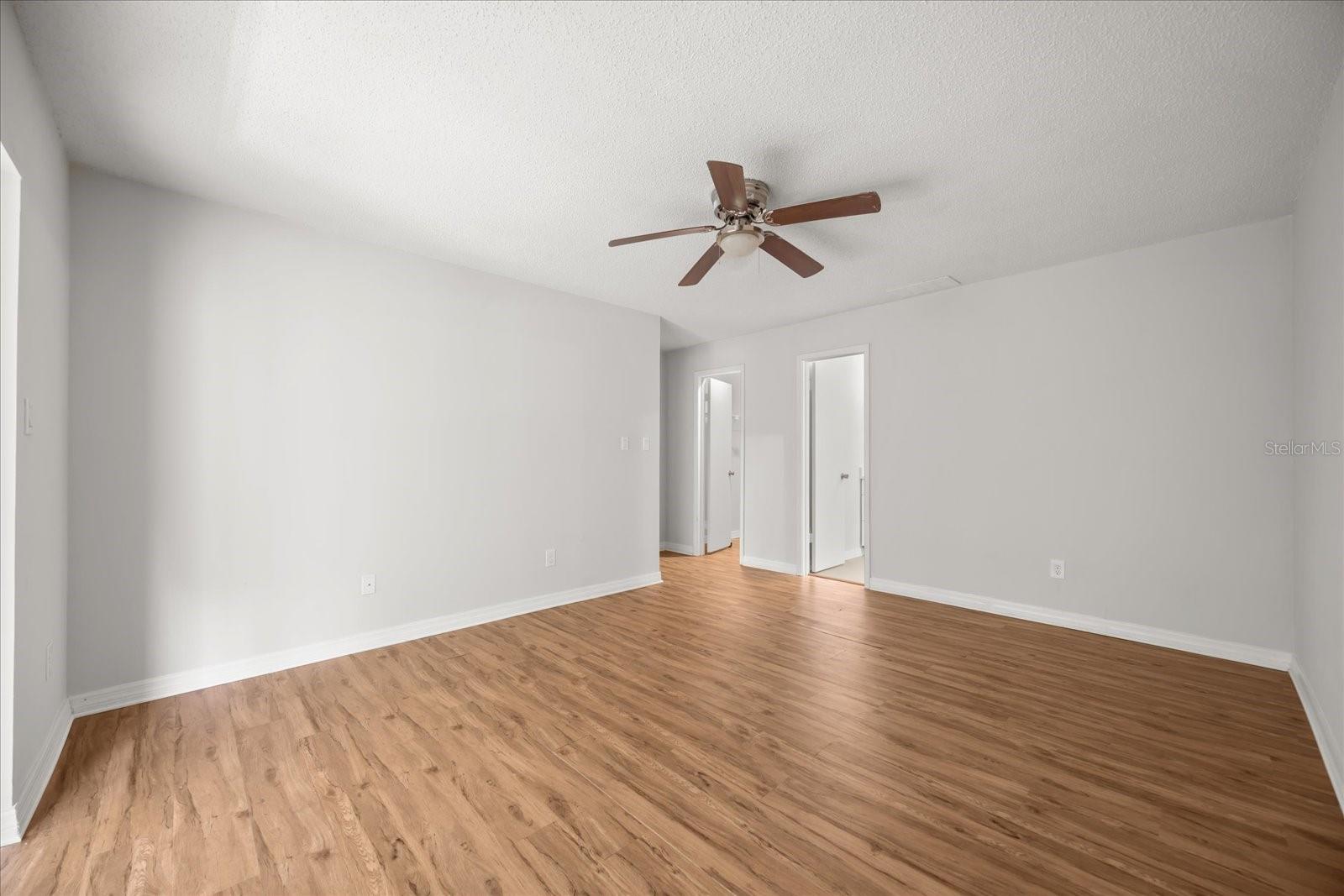 SOMERSET VILLAGE - Residential