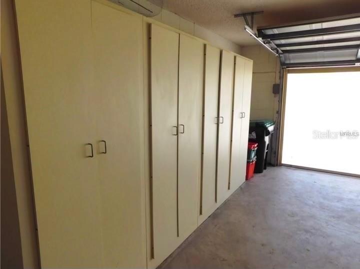 SOMERSET VILLAGE - Residential