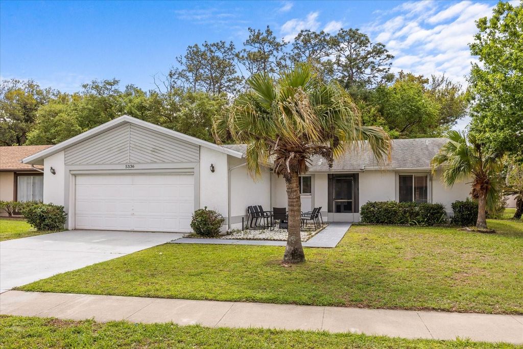 Photo of 5336 Silent Brook Drive, Orlando, FL 32821 (MLS # O6392470)