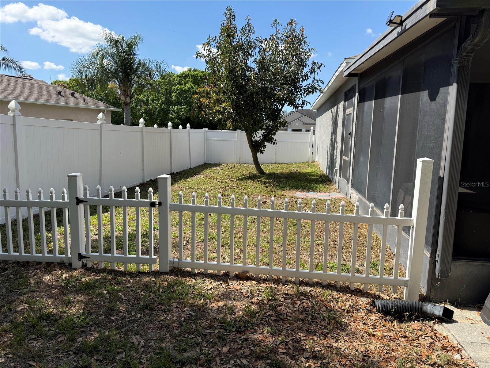 WINTERMERE POINTE - Residential