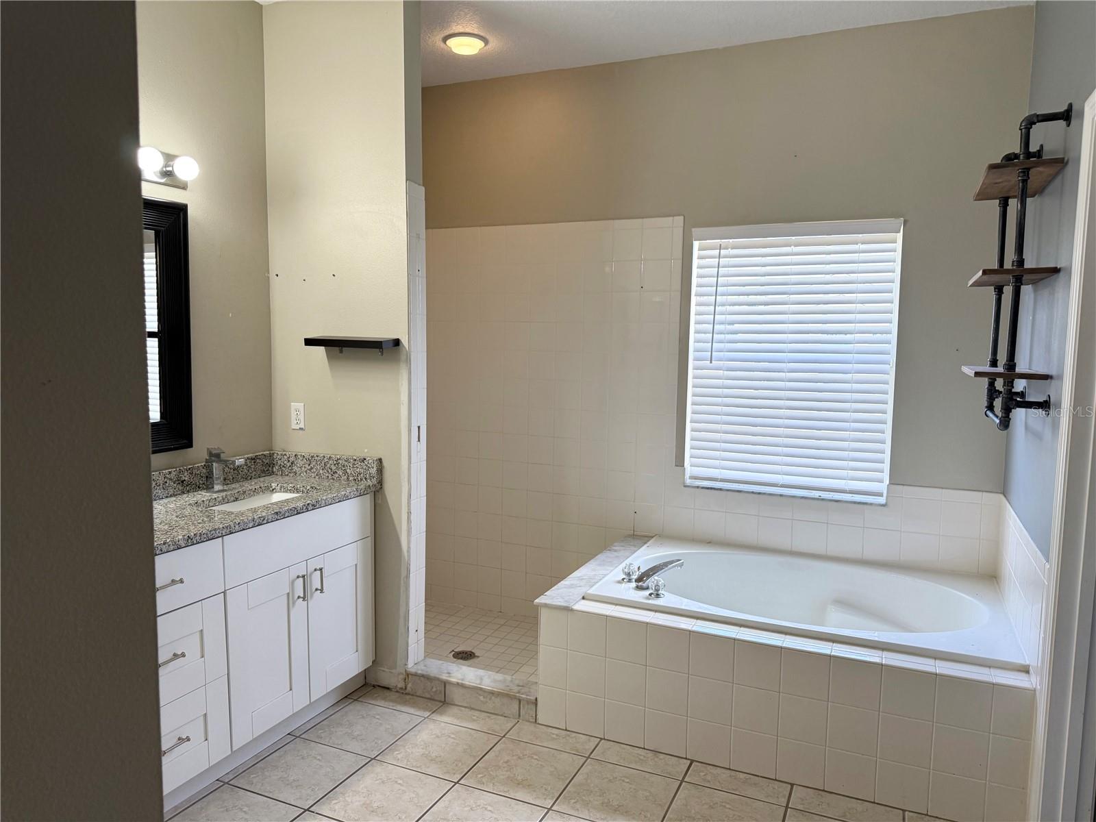 WINTERMERE POINTE - Residential