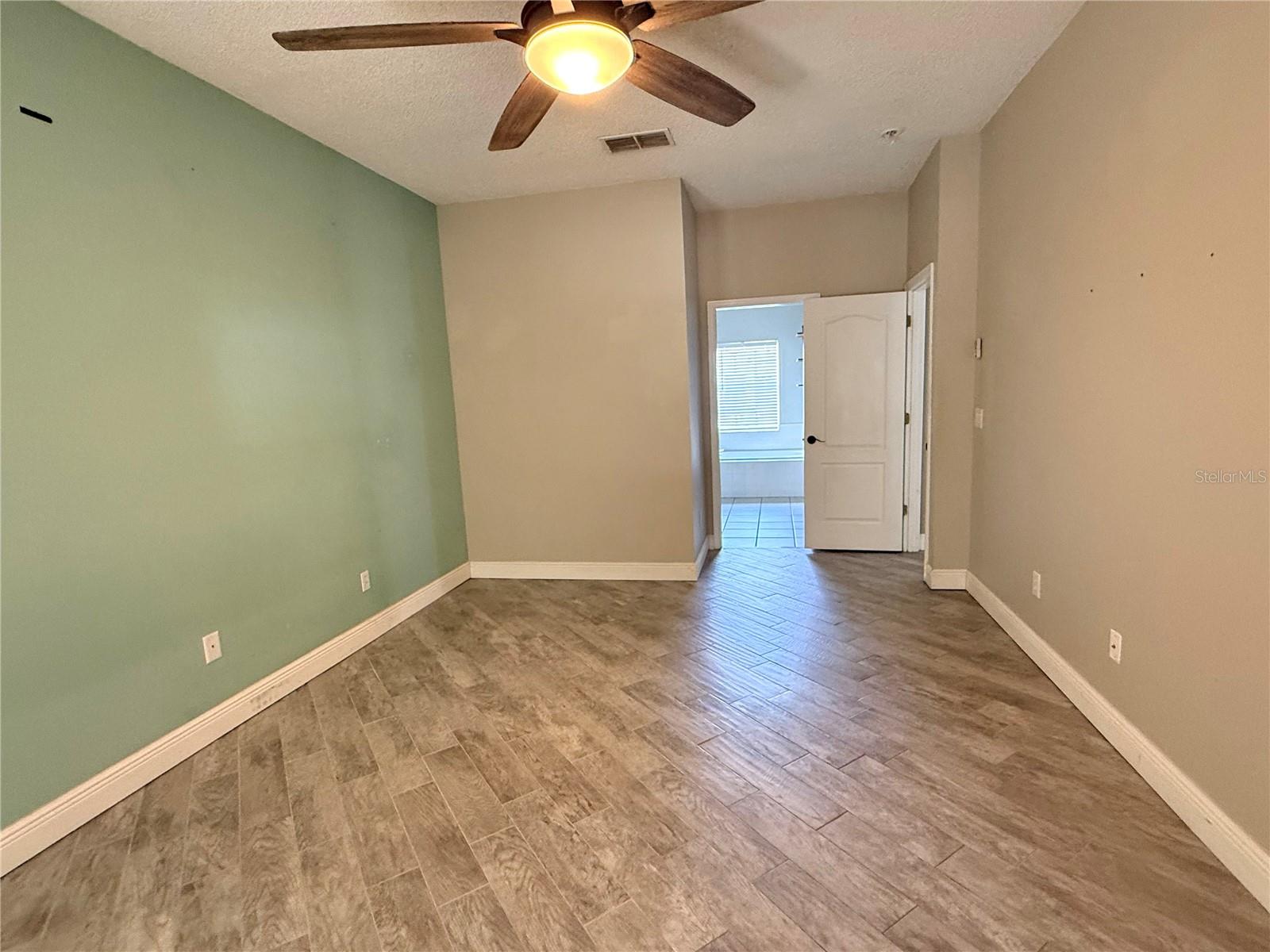 WINTERMERE POINTE - Residential