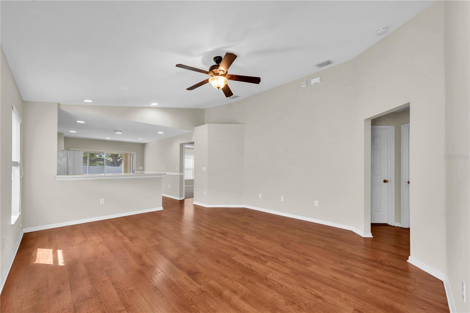 AVELAR CREEK NORTH - Residential