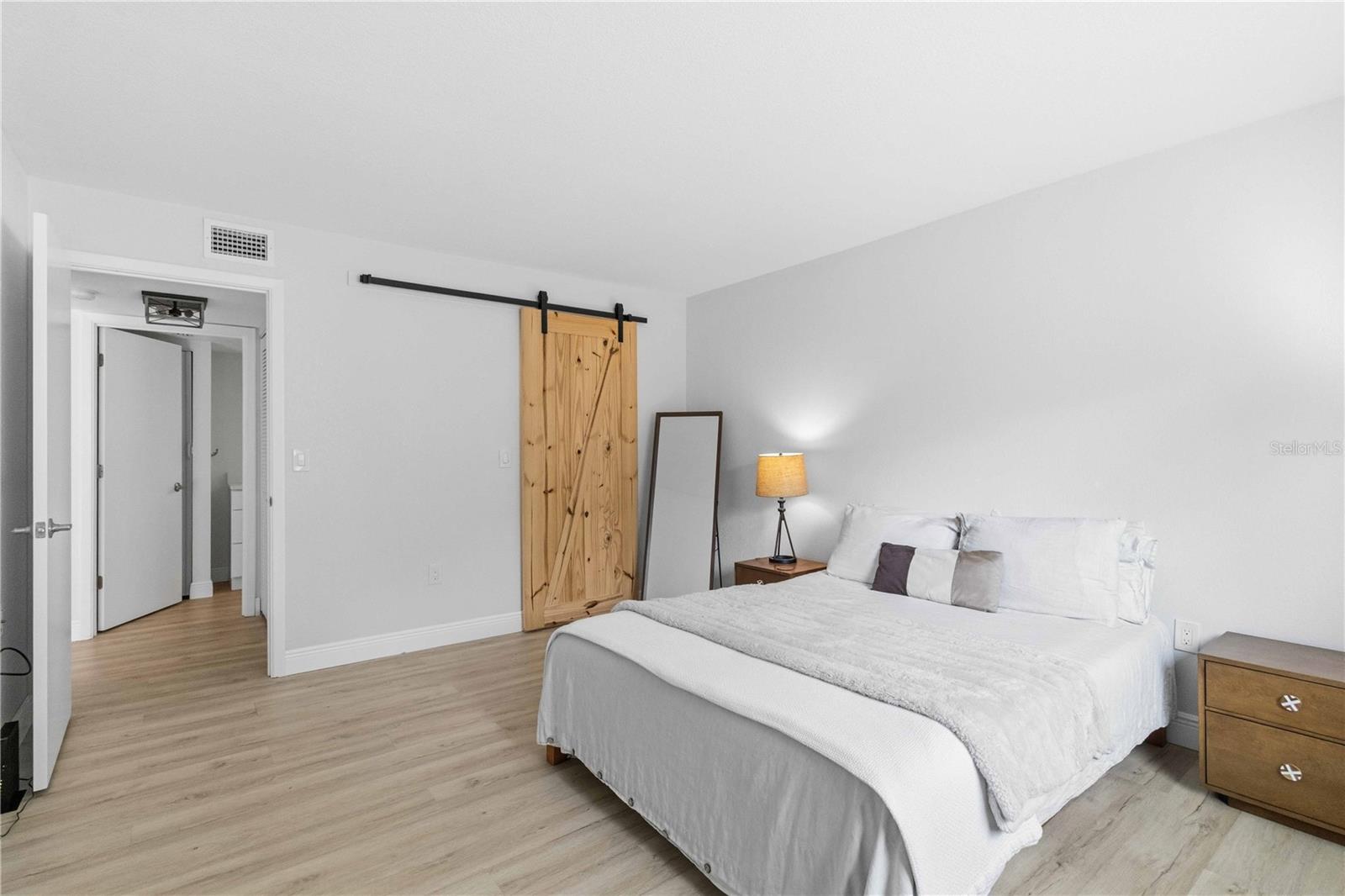 CHARTWELL GREEN - Residential