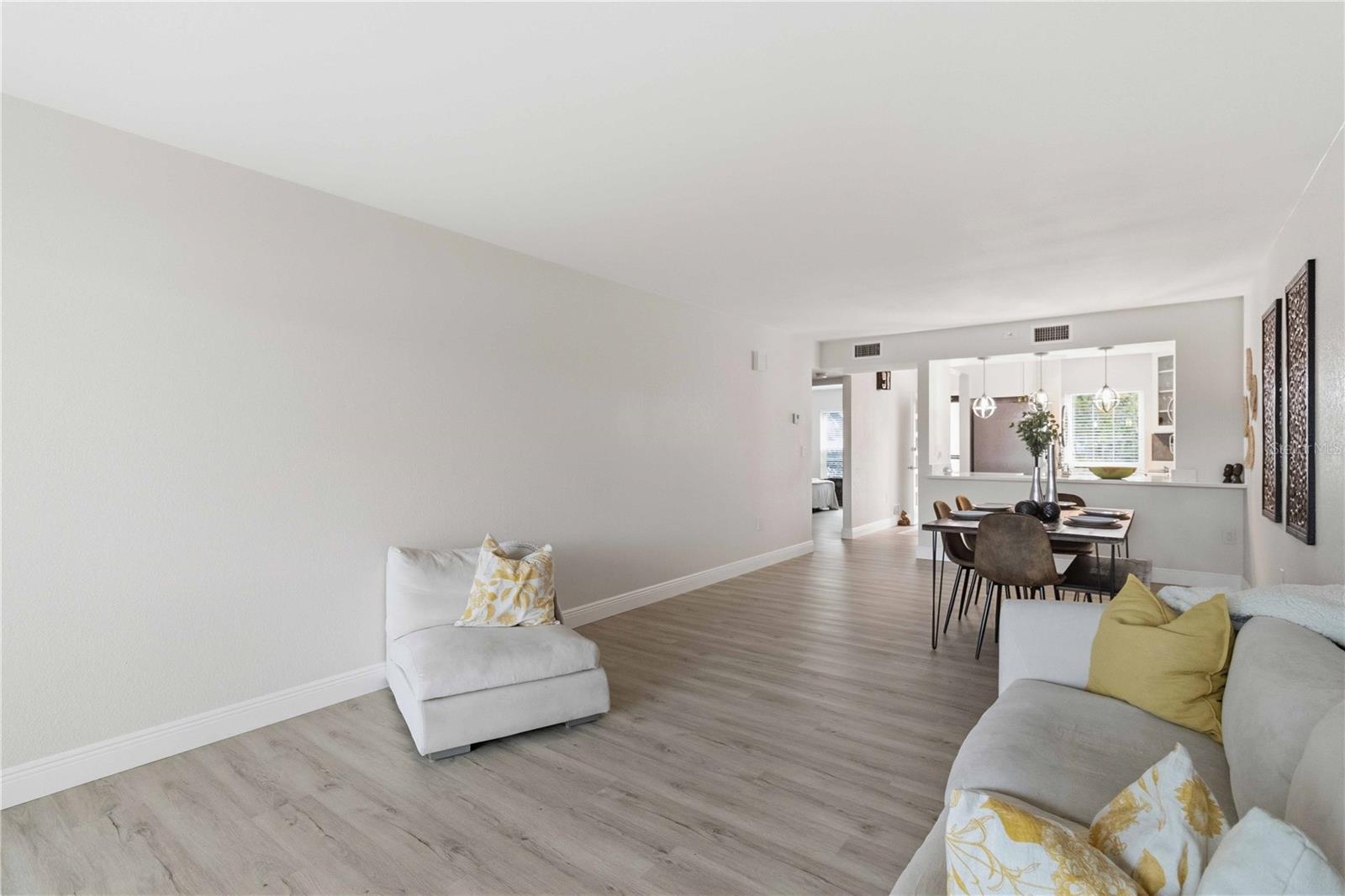 CHARTWELL GREEN - Residential