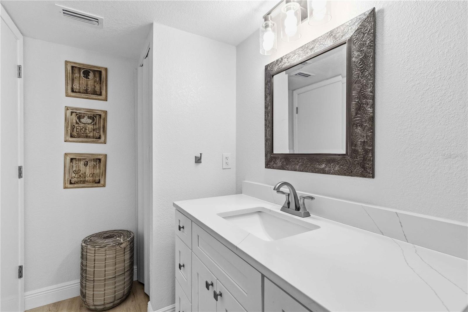 CHARTWELL GREEN - Residential