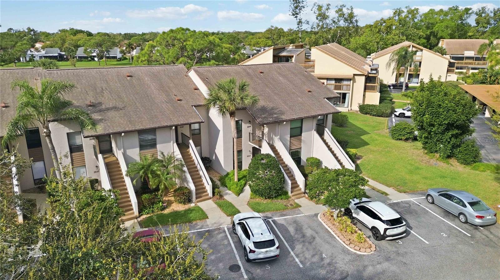 CHARTWELL GREEN - Residential