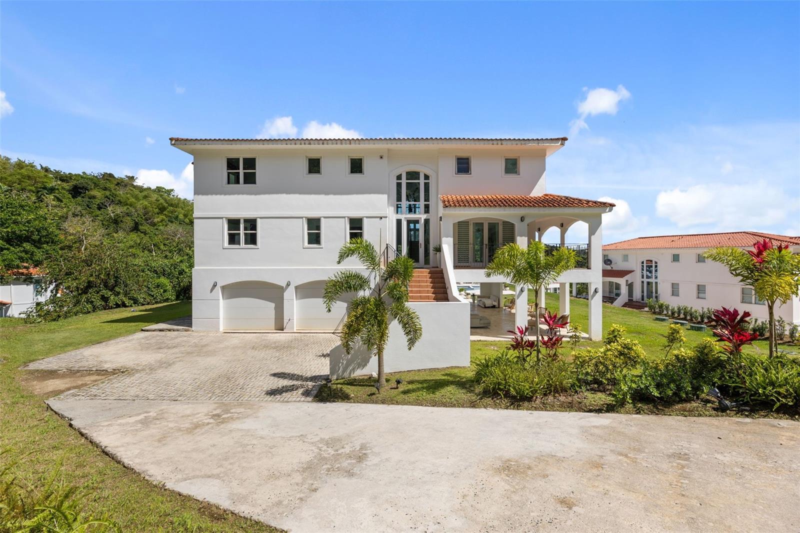 Carretera PR-175 KM. 4.0 ESMERALD LAKE PLANTATION