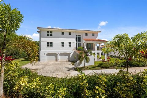 Carretera PR-175 KM. 4.0 ESMERALD LAKE PLANTATION TRUJILLO ALTO  00976