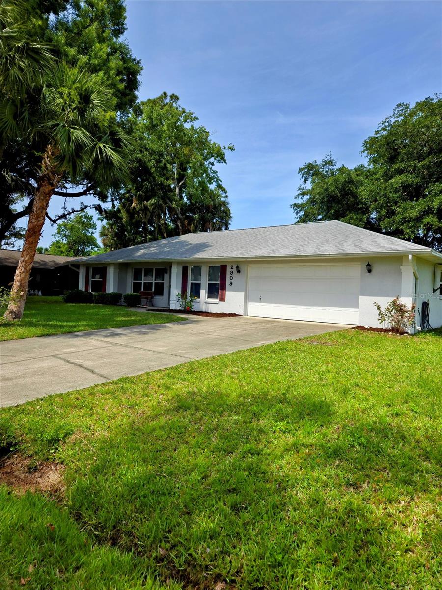 2909 PINE TREE DRIVE