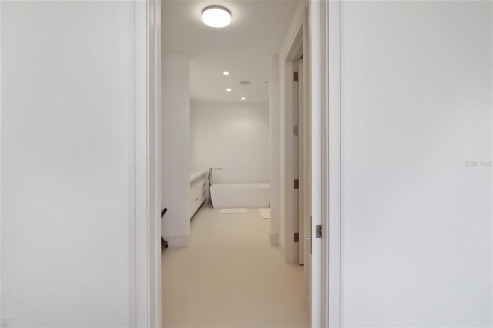 ST. REGIS - Residential Lease