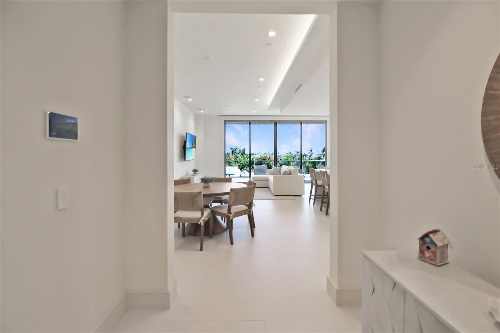 ST. REGIS - Residential Lease