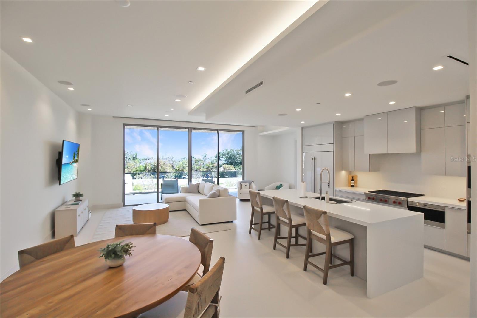 ST. REGIS - Residential Lease