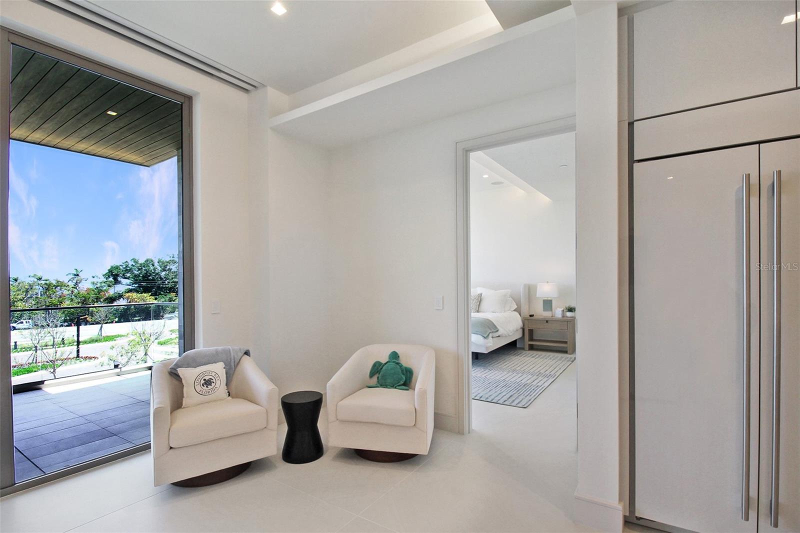 ST. REGIS - Residential Lease