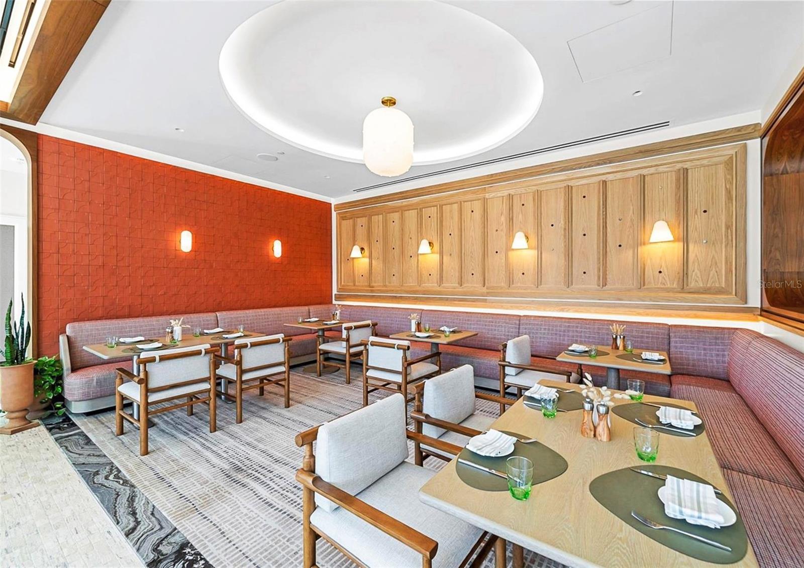 ST. REGIS - Residential Lease