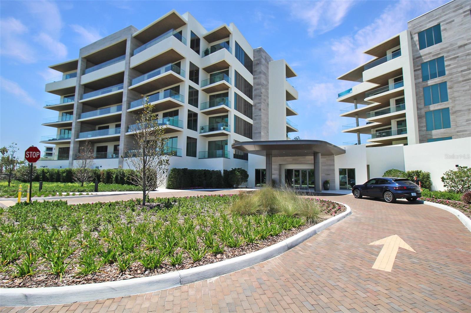 ST. REGIS - Residential Lease