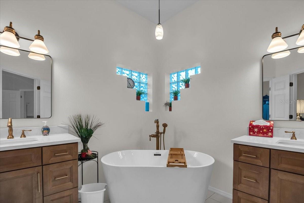 GLENN LAKES PH 2 - Residential