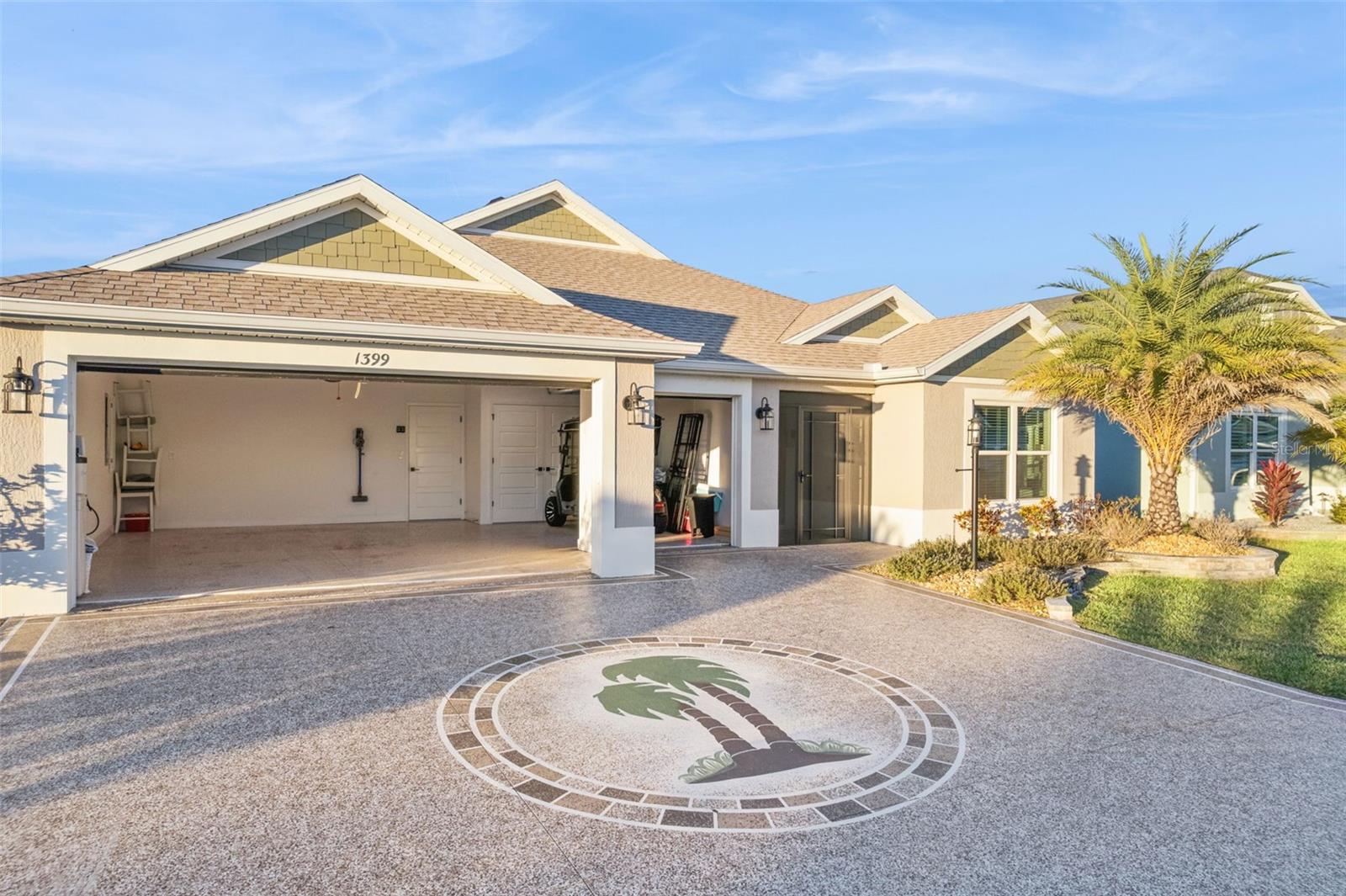 VILLAGES/WEST LAKE UN 64 - Residential