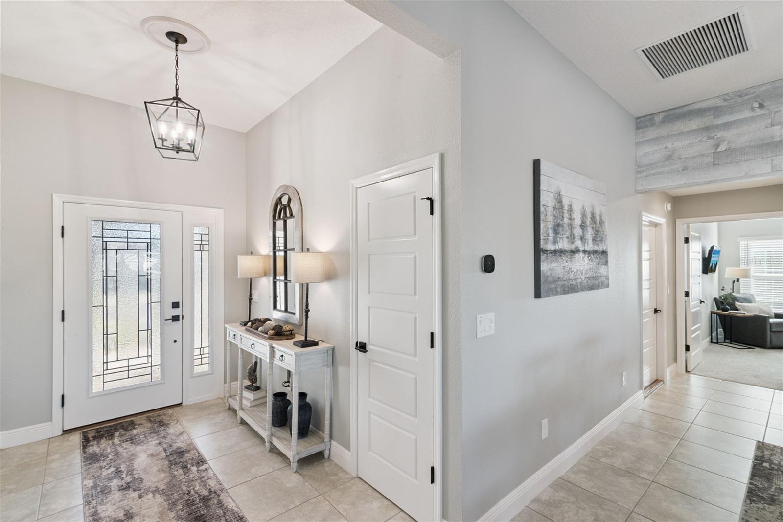 VILLAGES/WEST LAKE UN 64 - Residential