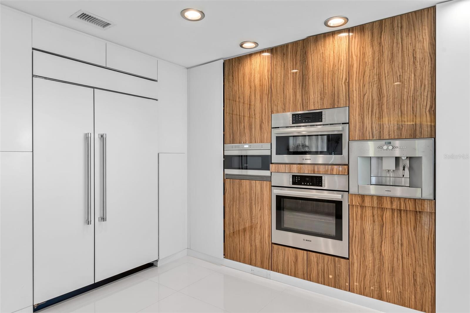 OYSTER BAY ESTATES - Residential