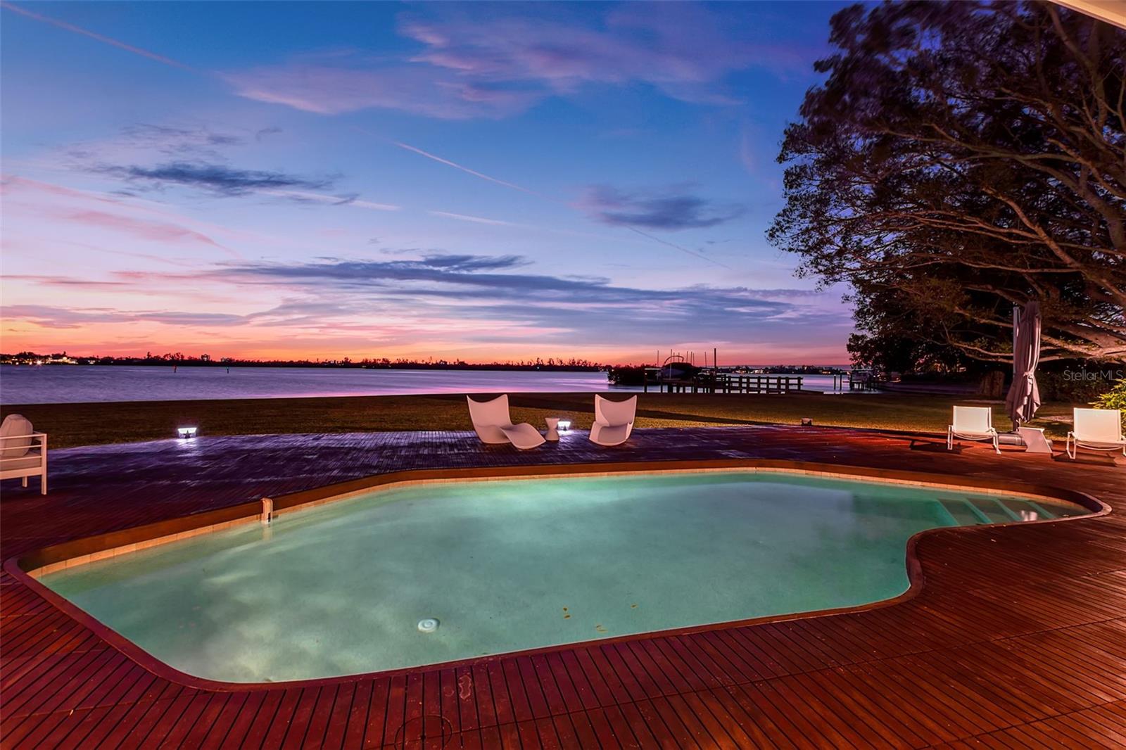 OYSTER BAY ESTATES - Residential