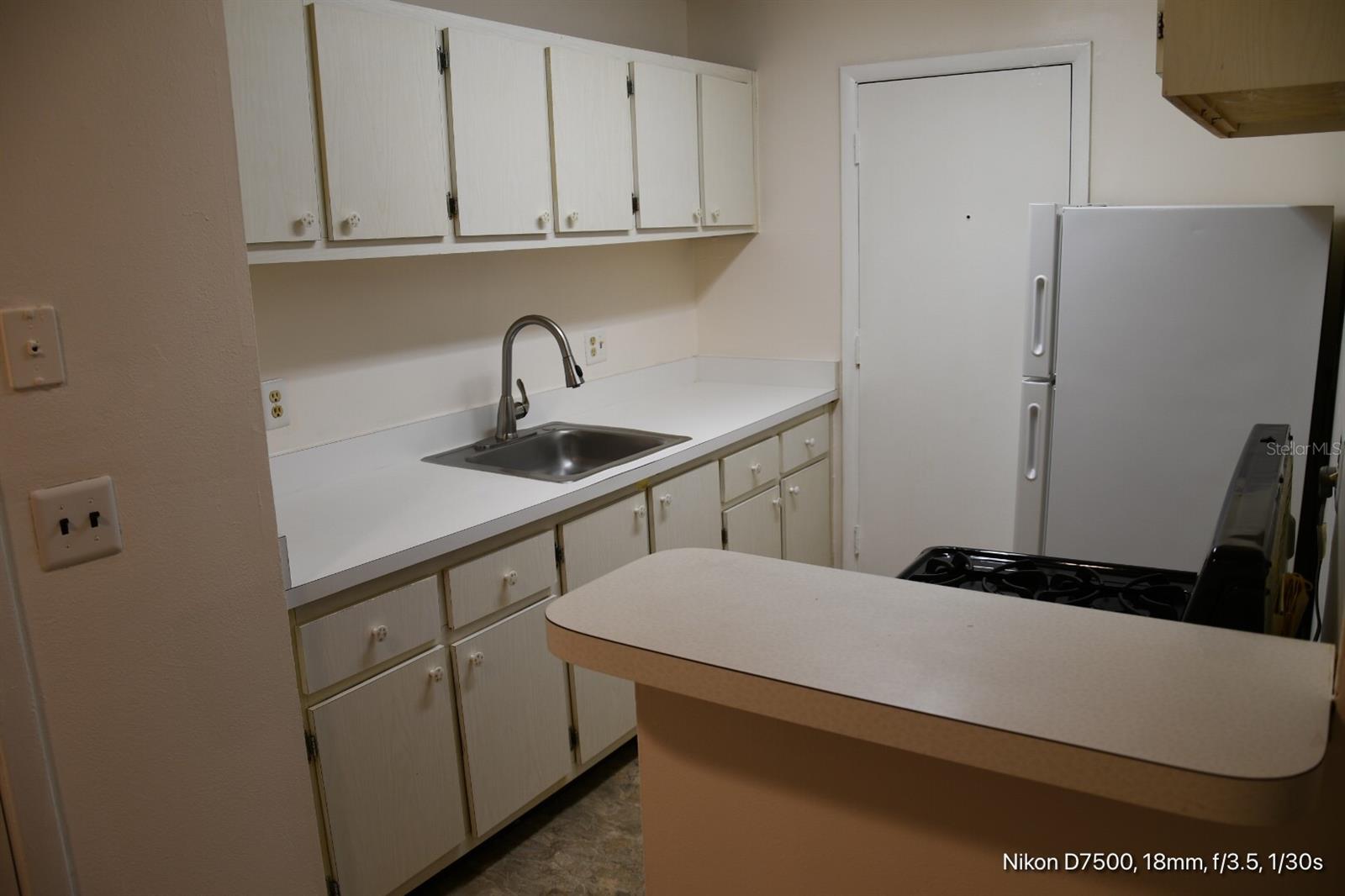 SUMMIT HOUSE - CONDO - Residential Lease