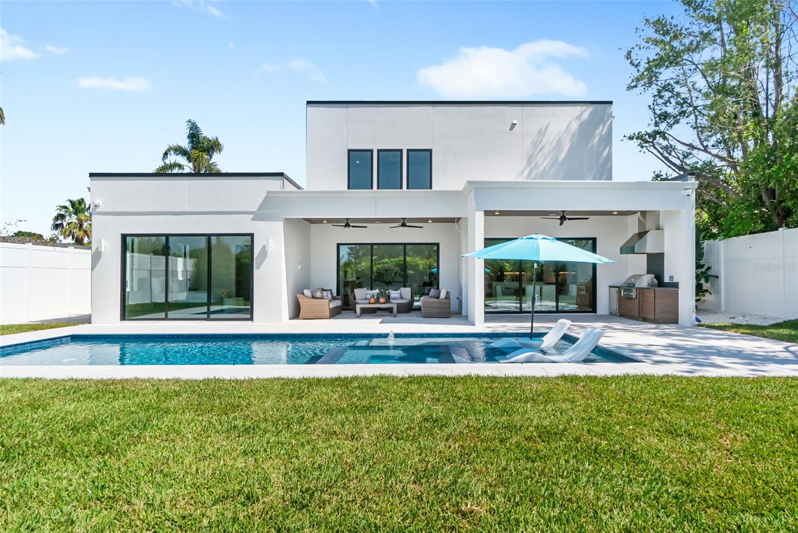 BLOSSOM BROOK - Residential