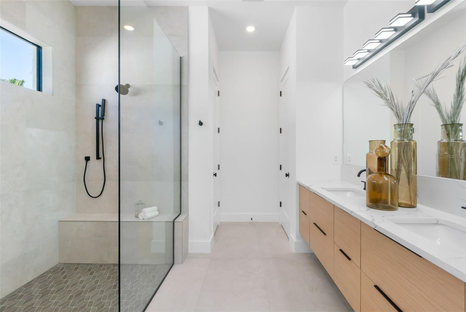 BLOSSOM BROOK - Residential