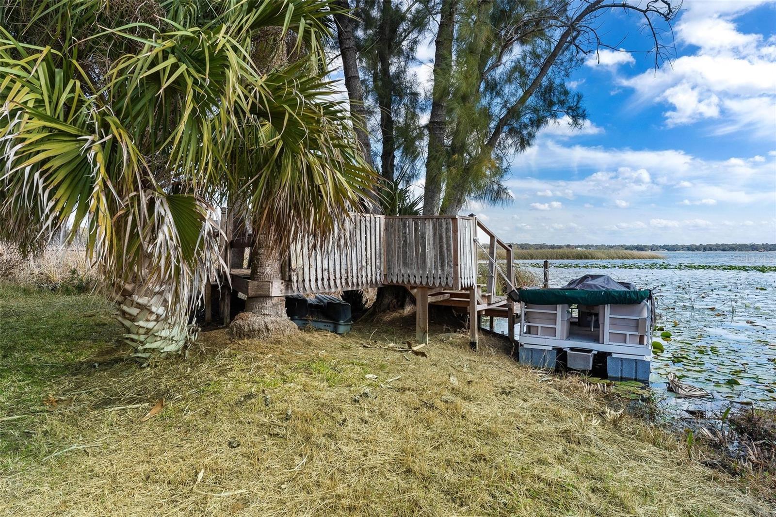 SILVER LAKE ESTATES - Residential