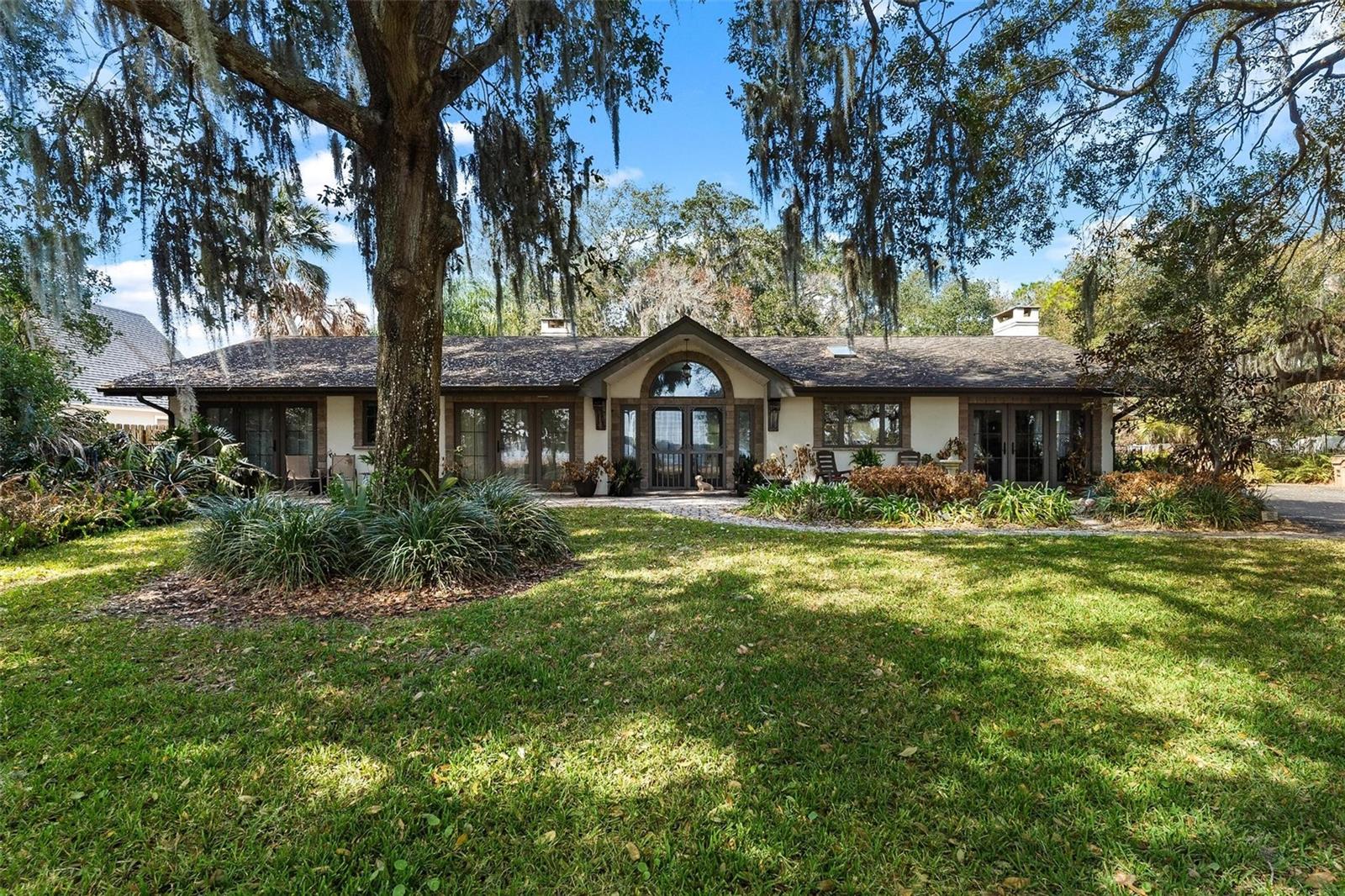 SILVER LAKE ESTATES - Residential