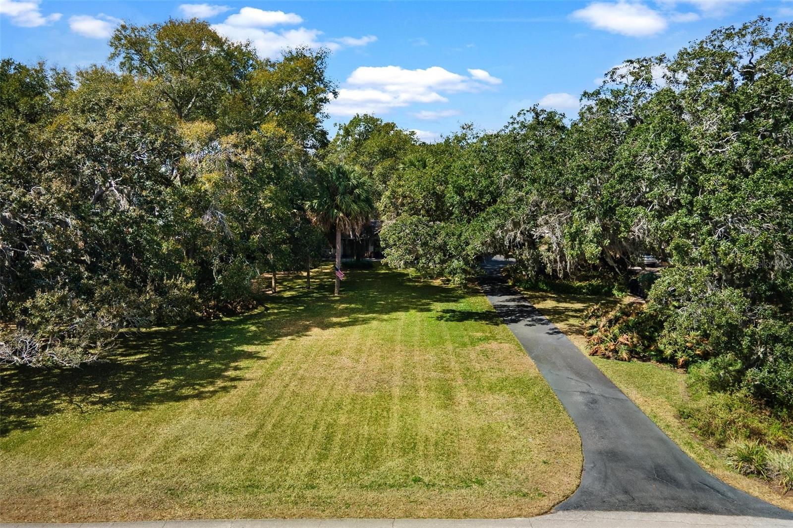 SILVER LAKE ESTATES - Residential