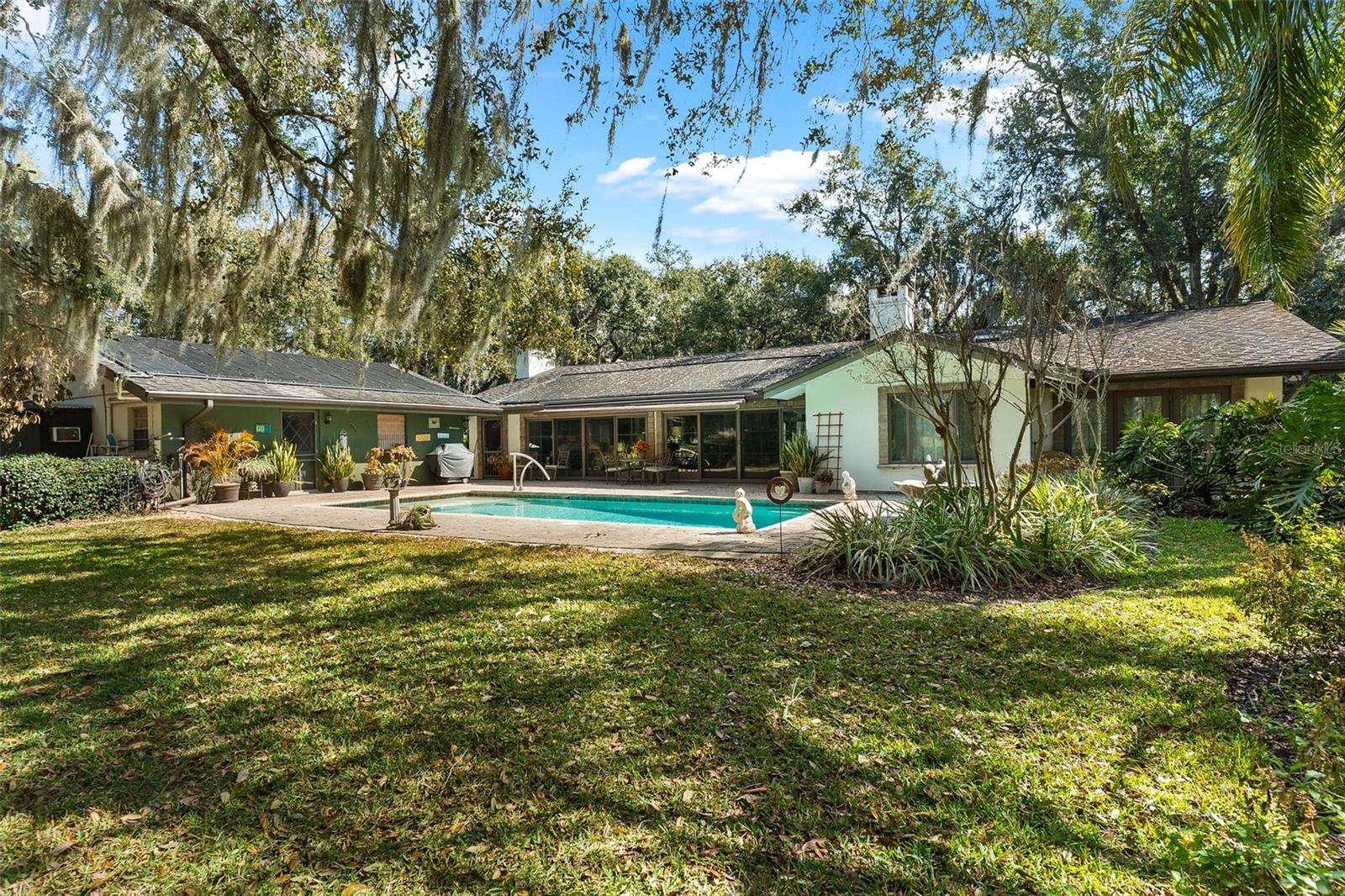 SILVER LAKE ESTATES - Residential