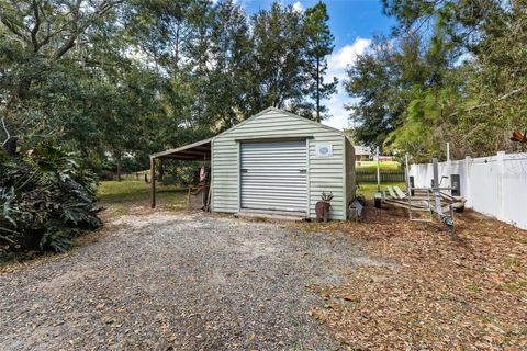 Tiny photo for 9175 Silver Lake Drive, Leesburg, FL 34788 (MLS # G5108329)