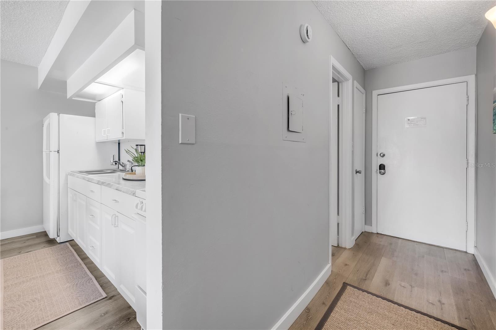 MARINERS COVE CONDO - Residential