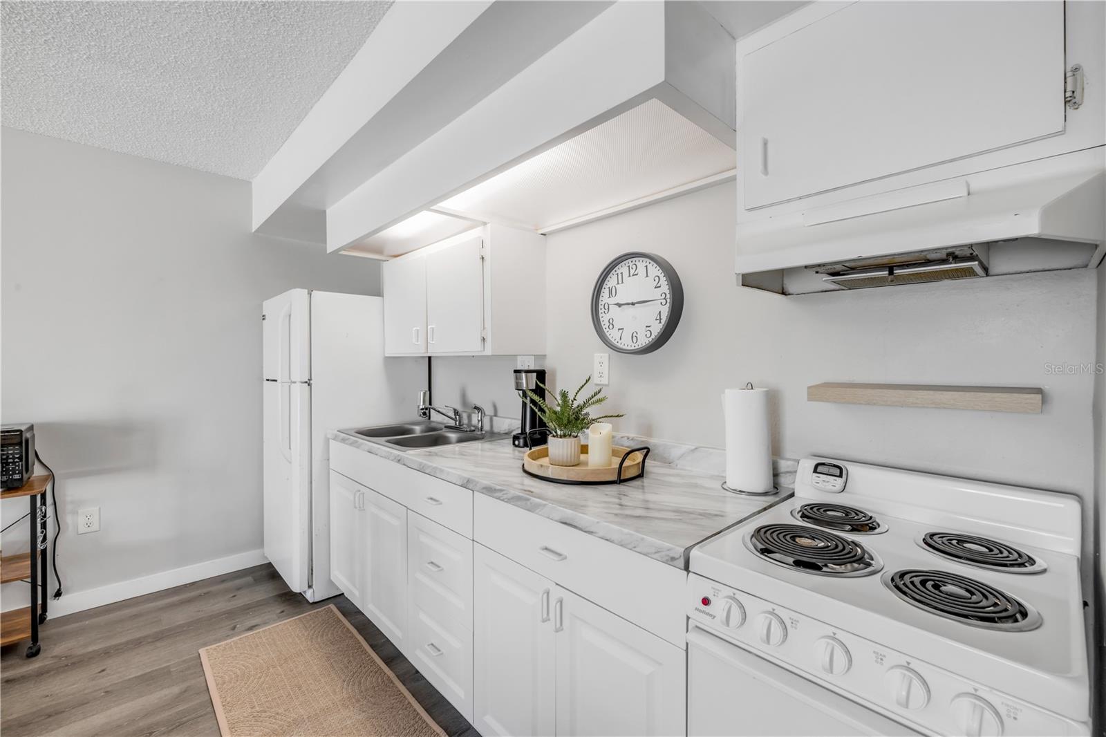 MARINERS COVE CONDO - Residential
