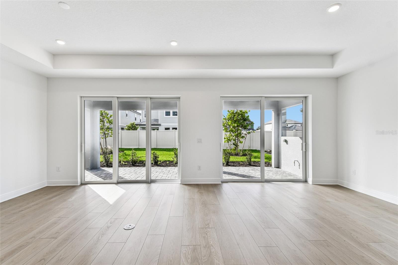 HAWKSTONE - Residential