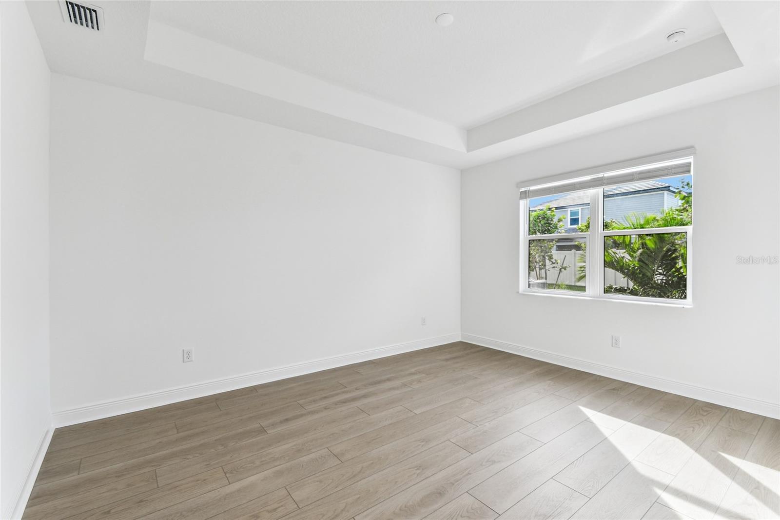 HAWKSTONE - Residential