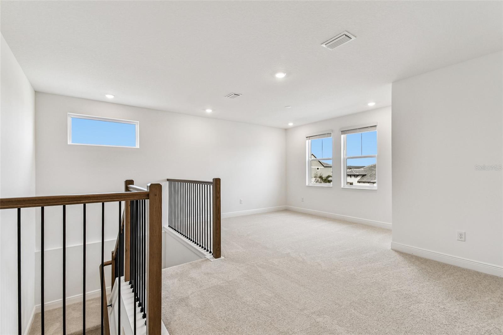 HAWKSTONE - Residential