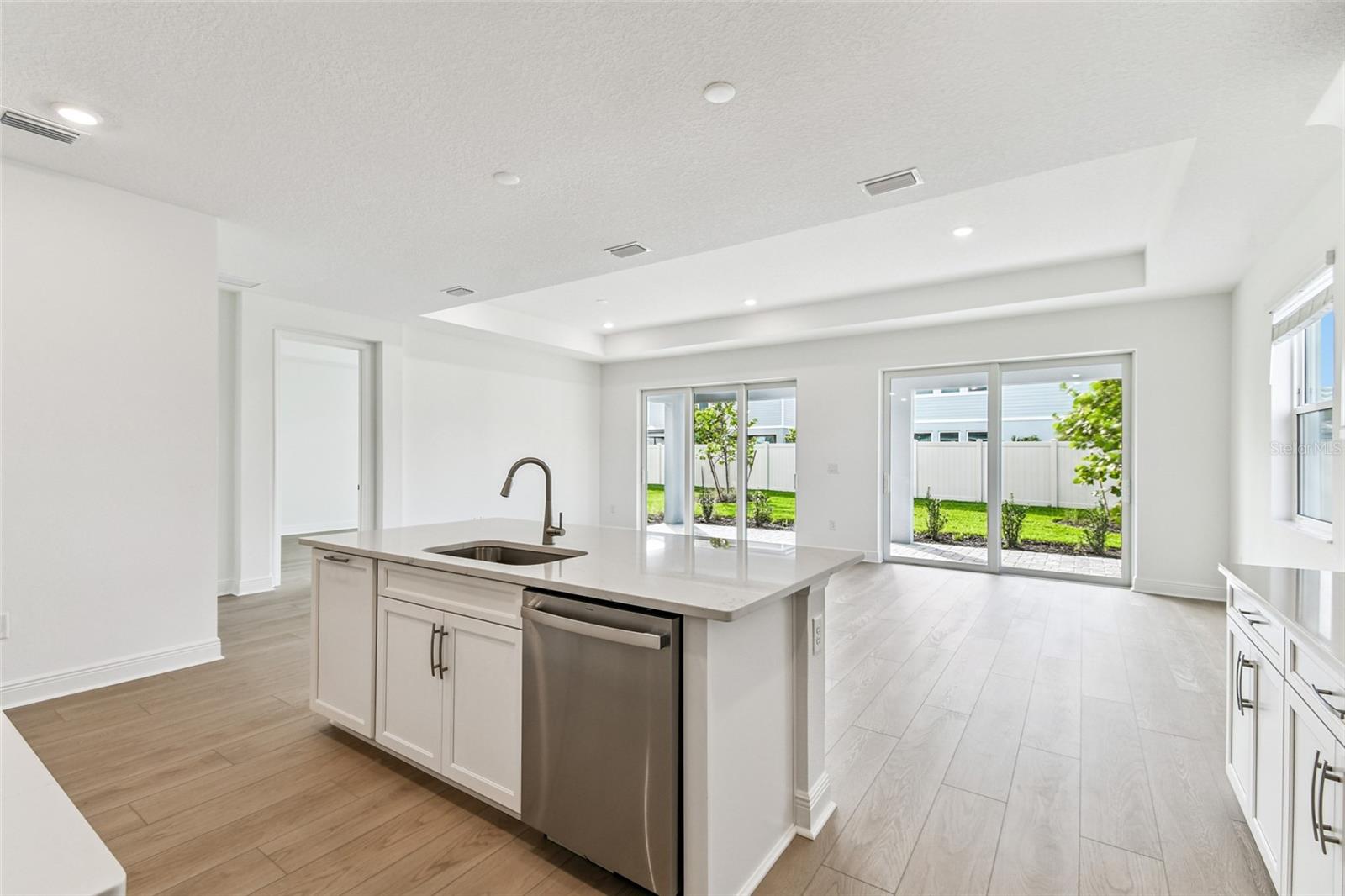 HAWKSTONE - Residential